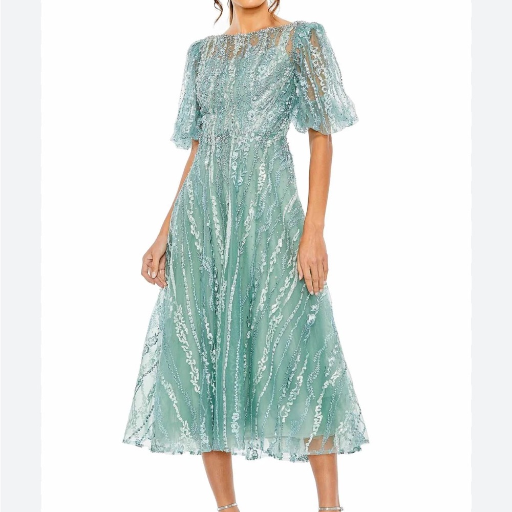 Mac Duggal Green Lace Midi Dress